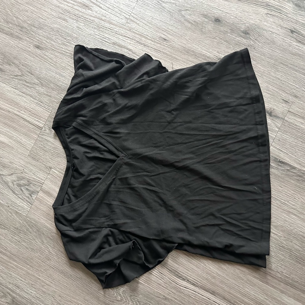 Black V-Neck Short Sleeve Top